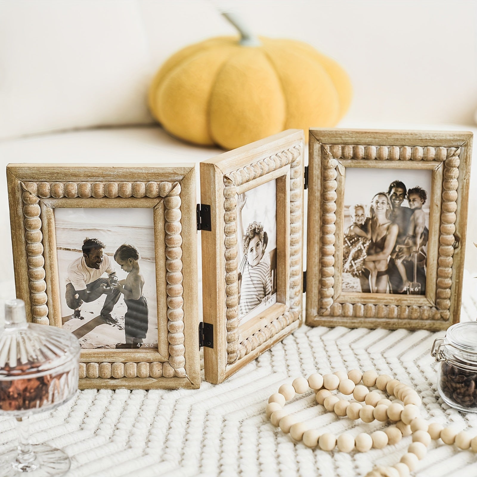 Rustic Distressed 3-Photo Folding Collage Picture Frame with Wood Beads - 3-Panel Tabletop\u002FWall-Mountable Picture Frame Suitable for 4x6 Photos, Farmhouse Decor Gift for Family & Friends